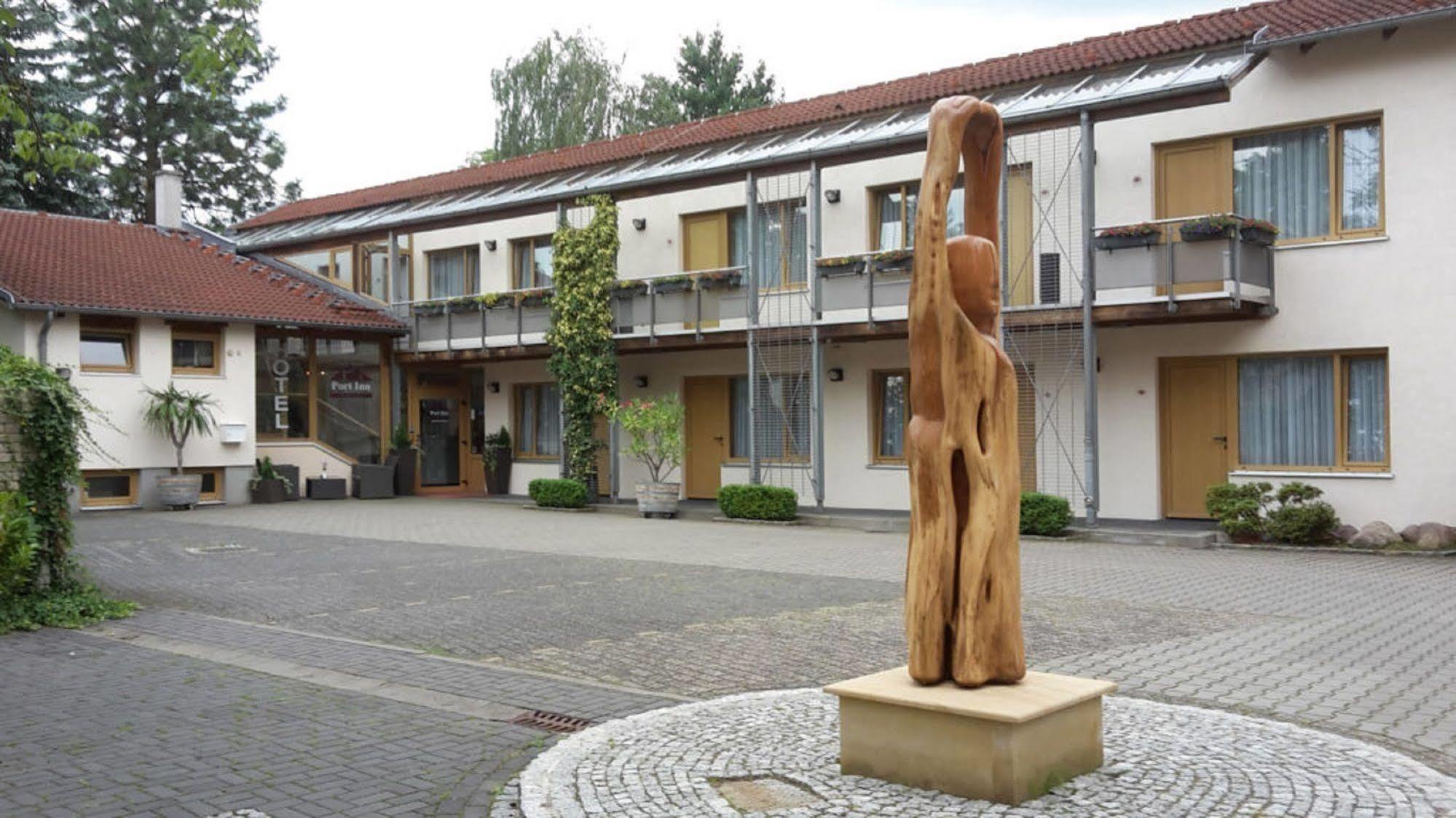 Port Inn Hotel Eichwalde Dış mekan fotoğraf