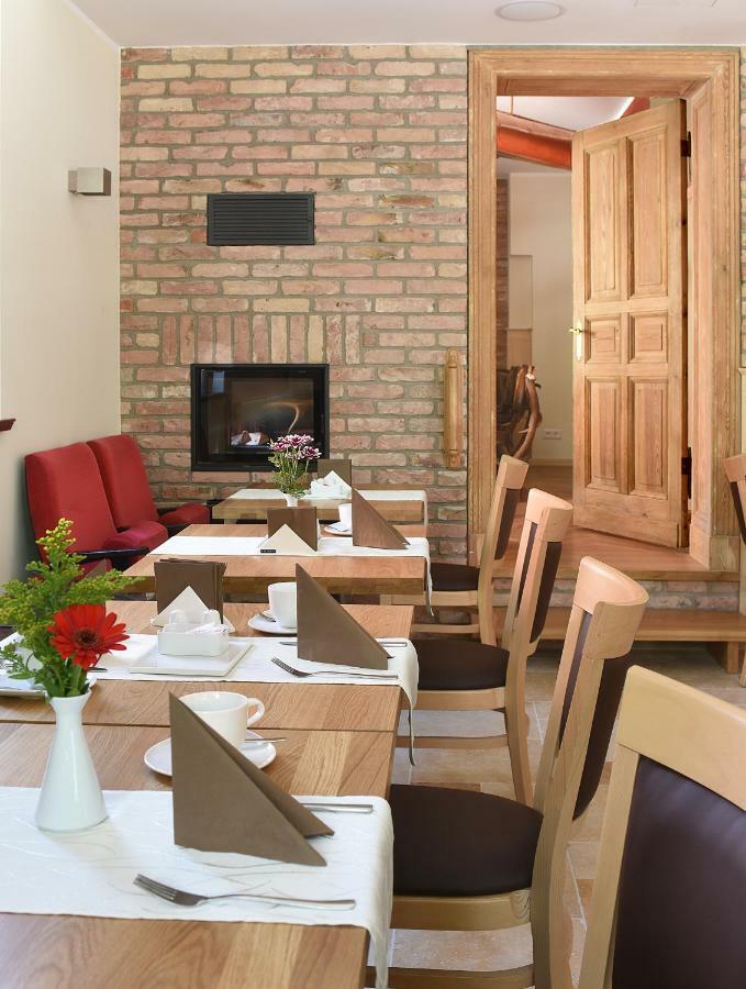 Port Inn Hotel Eichwalde Dış mekan fotoğraf